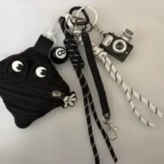 新品　じゃらじゃらキーホルダー バックチャーム キーチャーム 韓国