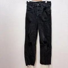 ブラックデニムパンツ ダメージ加工　ブラック　カジュアル