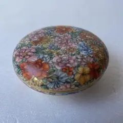 アンティーク　薩摩焼　香合　茶道具　色絵花詰 アンティーク 薩摩焼 香合 茶道具 色絵花詰