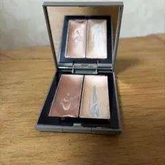 THREE シマリング グロー デュオ 01 人気ハイライトのサムネイル
