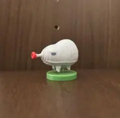 ブタドックリ　ピクミン　チョコエッグ