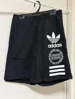 adidas カラフルロゴ ショートパンツ L