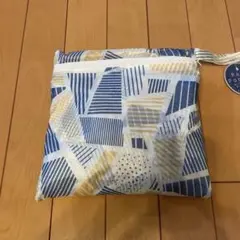 新品未使用　大判　レインポンチョ　フードあり