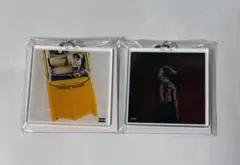 ellow Bucks アクリルキーホルダー - メルカリ