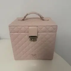 Darich ノベルティ DDキルティングジュエリー&メイクボックス