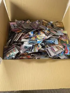 トレーディングカードセット　ダンボールいっぱい　大量セット