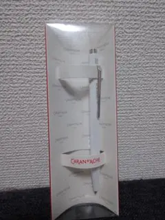 CARAN d'ACHE 849 ボールペン ホワイトのサムネイル