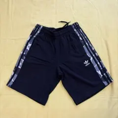 adidas ブラック ショートパンツ M