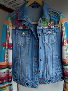 最終値下げ　刺繍入りデニムジャケット