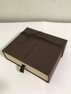 ルイヴィトンの空箱