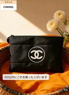 CHANEL ノベルティ 大判ポーチ キルティング 黒 - メルカリ
