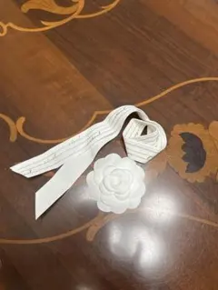 CHANEL  シャネル　カメリア　リボン　レアデザイン