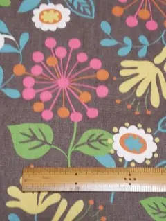 花柄コットンプリント生地