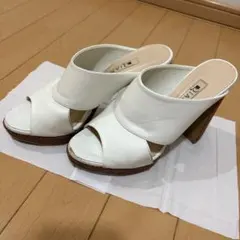 DIANA ダイアナ　サンダル　Sサイズ