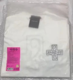 【新品　未使用品】TXT 7TH YEAR TシャツMサイズ　バンダナセット 新品 未使用品】TXT 7TH YEAR TシャツMサイズ バンダナセット - メルカリ