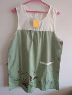 【くまのがっこうエプロン】　タグ付き　新品・未使用