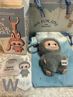 ラブブ THE MONSTERS PIN FOR LOVE アルファベット W