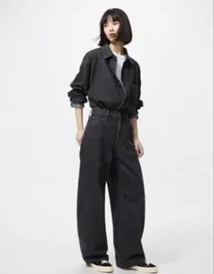 UNIQLO バギーカーブジーンズ 24