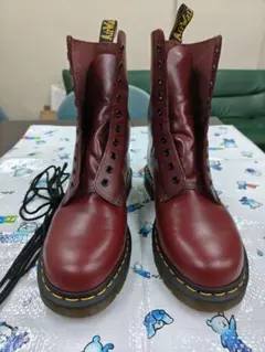 Dr.Martens ドクターマーチン 10ホール チェリーレッド 26cm - メルカリ