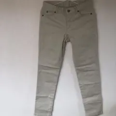 コムサイズム ベージュ スキニーパンツ 後ろポケット付き