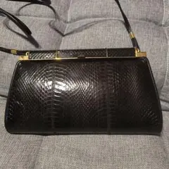 ブラックヘビ革ショルダーバッグ