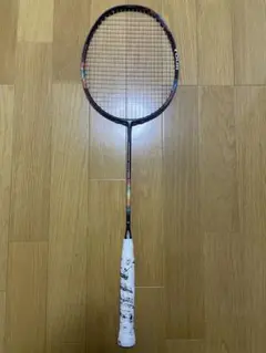 【美品】ナノフレア700 廃盤 バドミントン ラケット ナノフレア700 廃盤 美品 人気 希少品