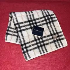 バーバリータオルハンカチ　ノバチェックホースマーク刺繍　男女兼用　新品