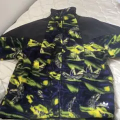adidas フリース ジャケット グラフィック
