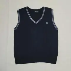 黒のVネックベスト　サイズ160センチ　COMME CA ISM