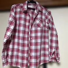 チェック柄シャツ