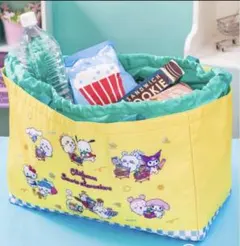 ちいかわ、サンリオキャラクターコラボバック