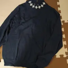 未使用タグ付きearth music&ecology ビジュー付き長袖ニットМ