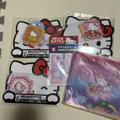 ハローキティ　Happyくじ　ステッカーセットとポーチ