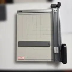 Item thumbnail for item a4c5e71d-df0c-42bb-84ab-ab494e6acb6b