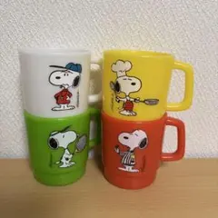 スヌーピー　プラスチックマグ　4個