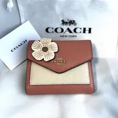 【正規品】COACH 折り財布 別売りフラワーチャーム付 ピンク