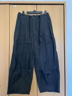 needles 膝蓋骨褲