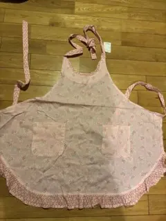 アフタヌーンティー 花柄エプロン