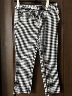 ナチュラルビューティーベーシック　クロップドパンツ　XS