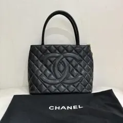 CHANEL 黒 レザー キルティング ハンドバッグ
