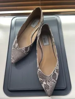 ルタロングリーズ フラット パイソン ベージュ 23.5cm