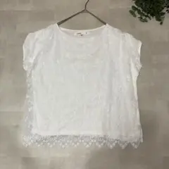 【Loytaa】 新品同様 花柄刺繍 半袖ブラウス ホワイトのサムネイル