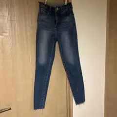 rienda スキニーデニムパンツ
