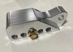 スクーター用サスペンションアダプター 3穴銀 - メルカリ