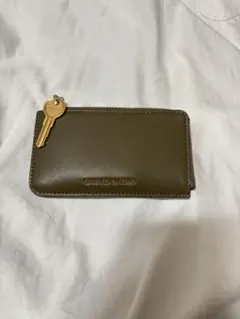 チャールズアンドキース オリーブ レザー コインケース