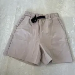 GU ベージュ ショートパンツ