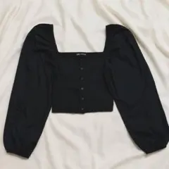 ZARA スクエアネック パフスリーブ トップス ブラック 美品のサムネイル