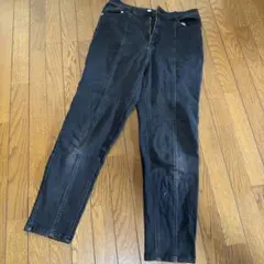 160サイズ　黒デニム　ストレッチ　デニム　スキニーブラック