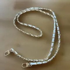 新品　未使用　スマホ　白ショルダーストラップ