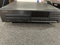 Item thumbnail for item 7d627f0a-45df-4744-9aee-fb738dc28376